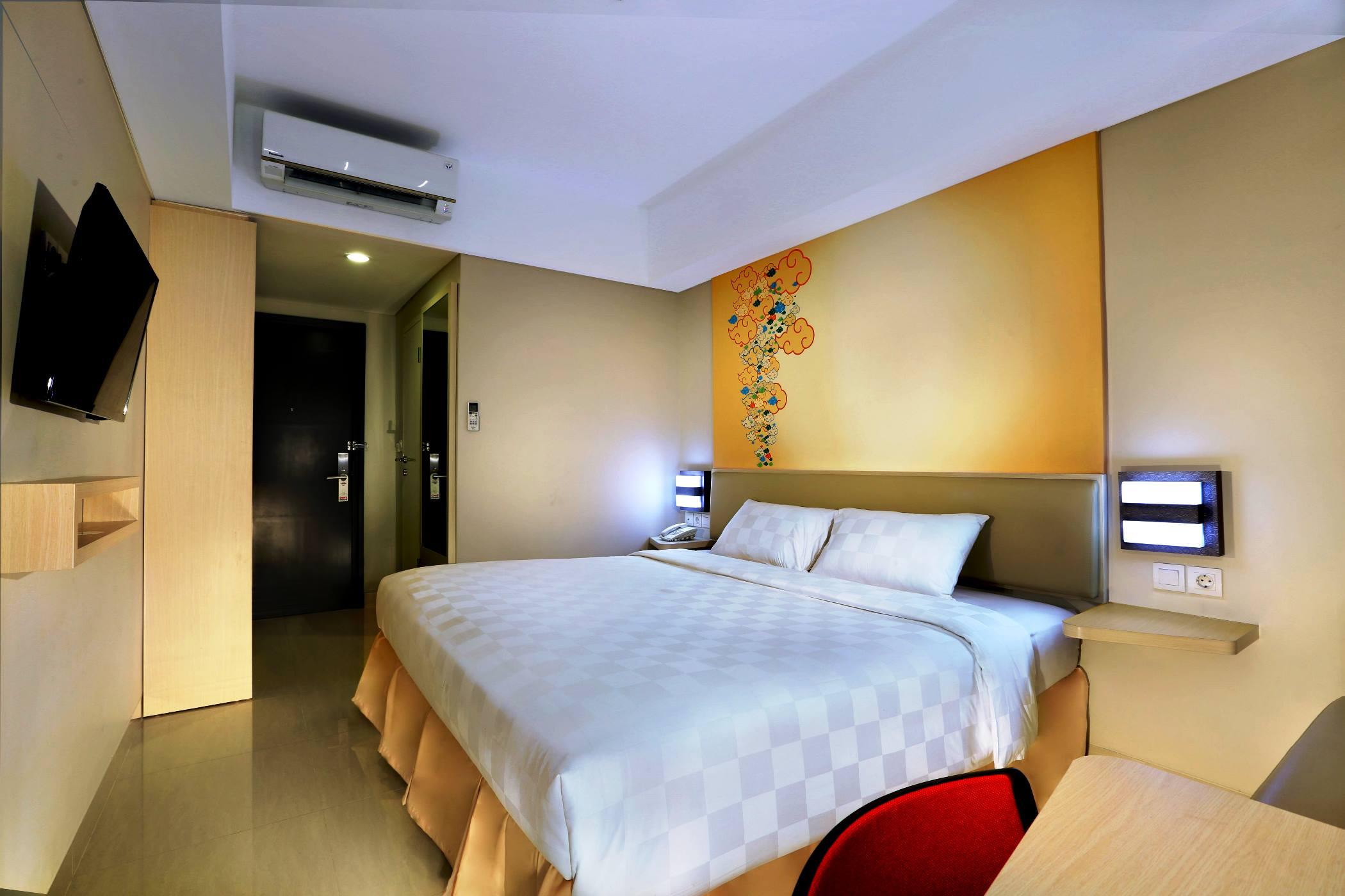 Cordela Hotel Cirebon Extérieur photo
