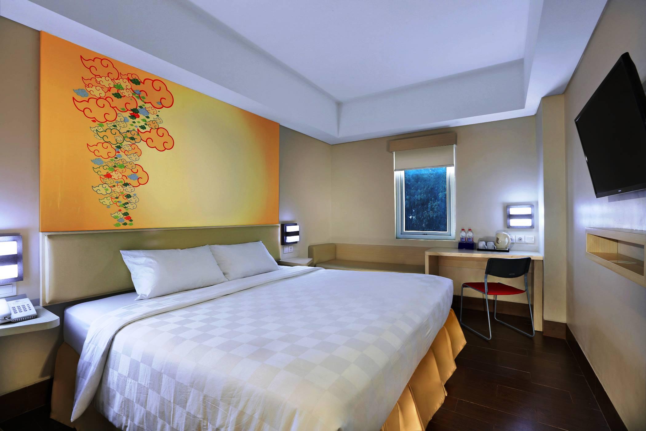Cordela Hotel Cirebon Extérieur photo